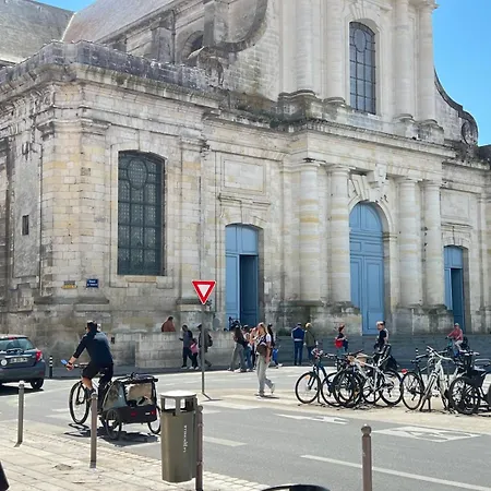 Cosy En Plein Centre *